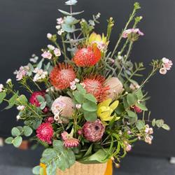 Alana's Flowers & Gifts