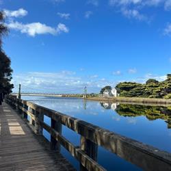 Swingbridge Cafe