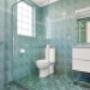 Ocean view 1 queen 1 single bathroom