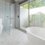 Gardenview Suite Bathroom